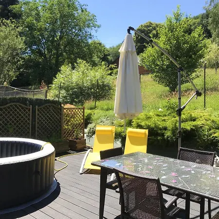 Διαμέρισμα Studio A Avec Magnifique Vue Sur La Montagne Jardin Amenage Et Wifi A 4 Km De La Plage