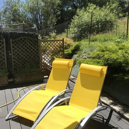 Studio A Avec Magnifique Vue Sur La Montagne Jardin Amenage Et Wifi A 4 Km De La Plage *