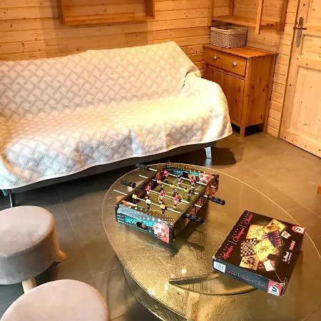 Studio A Avec Magnifique Vue Sur La Montagne Jardin Amenage Et Wifi A 4 Km De La Plage